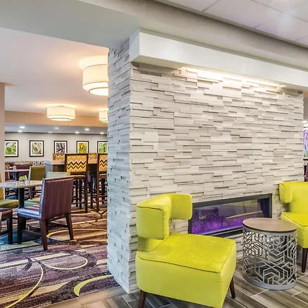 La Quinta Inn & Suites By Wyndham Myrtle Beach - N Kings Hwy-3